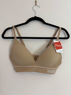 Hanes Ribbed Wireless Bralette in Tan